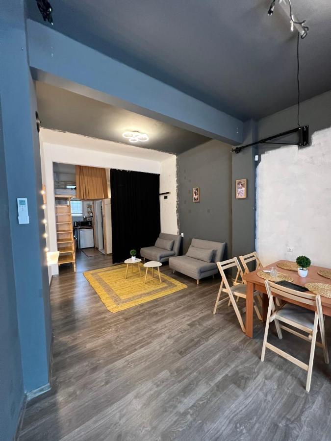 Time Traveling Studio City Appartement